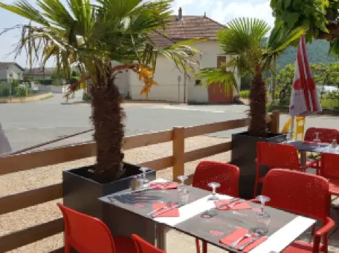 Restaurant De La Roche Fleurie