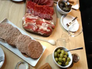Chandos Deli