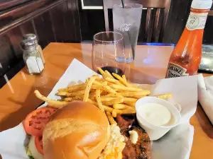SoHo Kitchen & Bar