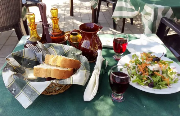 Bella Vista Taverna