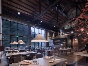 SUGAR HOUSE RESTAURANT