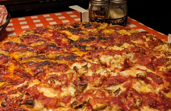 Aurelio's Pizza