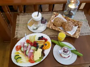 Central Cafe