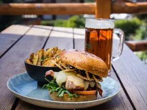 Pub Mont Fort