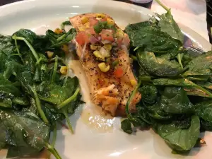 Maklemore's Ale-House & Bistro