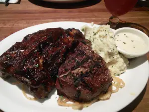 Cheddar's Scratch Kitchen
