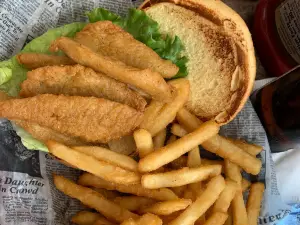 Schooner Pub