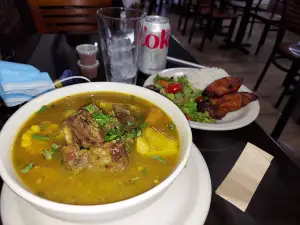 El Buen Gusto Restaurant & Bakery