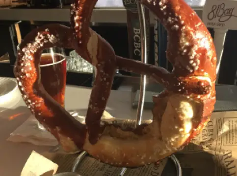 1823 Kitchen And Bar