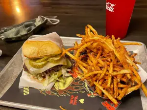 Roadhouse Diner