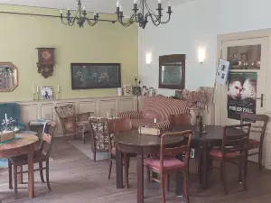 Anmut.Bar