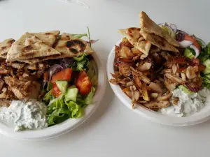 GREEKS greckie bistro