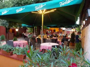 Budakert Restaurant