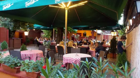 Budakert Restaurant in 佩斯州