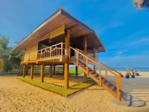 Amethyst Beach Bar