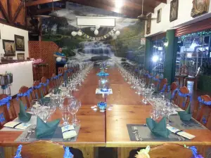 Restaurante La Perla Seafood & Steak House