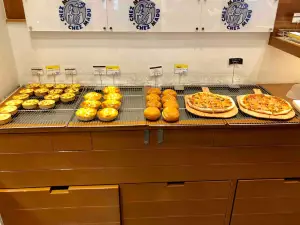 カフェ シェ マディ イクスピアリ店