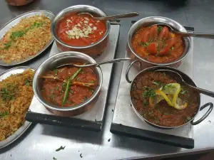Shahbaaz Tandoori Indian Restaurant and Takeaway Aberdeen
