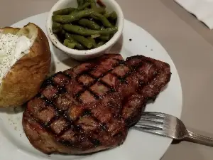 Featherbone Restaurant & Lounge