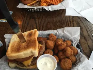 Savage's Ale House