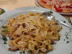 Pizzeria am Lullusbrunnen