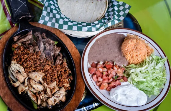 JC's Tacos & More