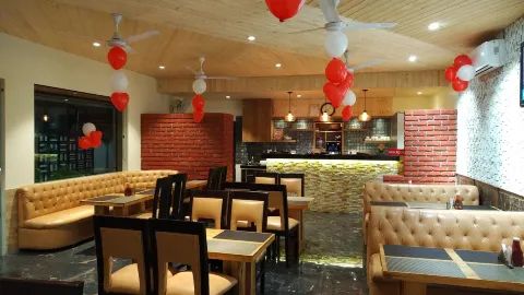 Coffee Corner Laxman Jhula in Ришикеш