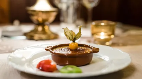 Restaurant Parisien in リンシェーピング