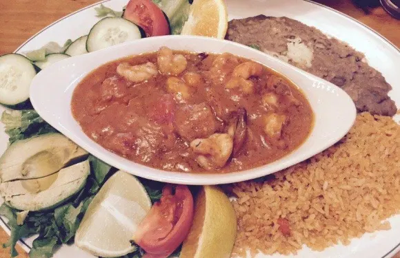 La Parrilla Guacamole Grill