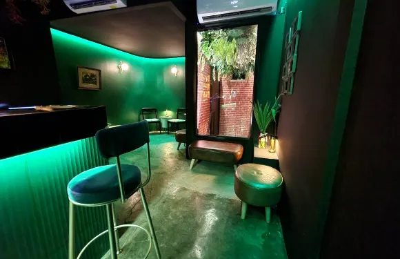 Dipsy Bar