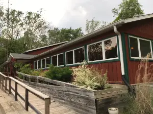 Creekside Lodge