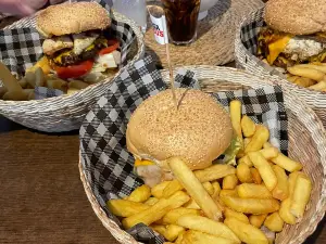 Raintrees Tavern