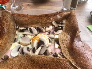 La Creperie