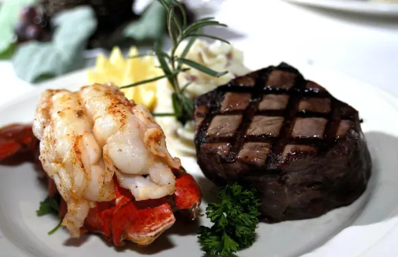 Pine Lodge Steakhouse