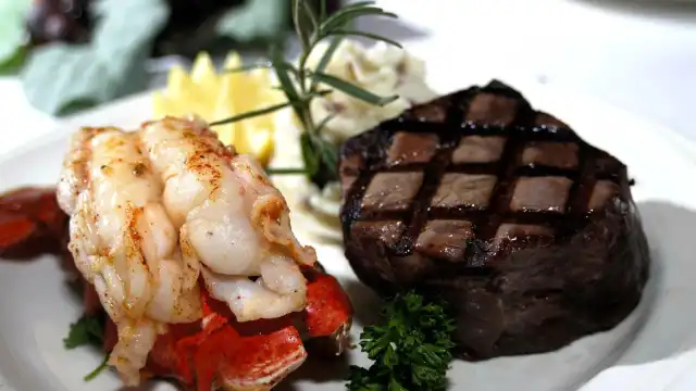 Pine Lodge Steakhouse