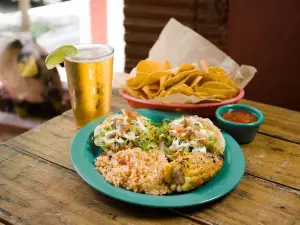 Elote Cafe & Catering