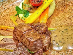 Divers Garden Restaurant
