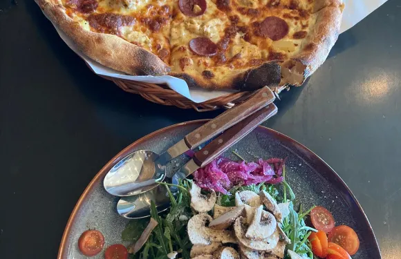 Øvreviken Pizzeria