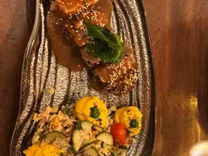 D'Vinos Gastrobar