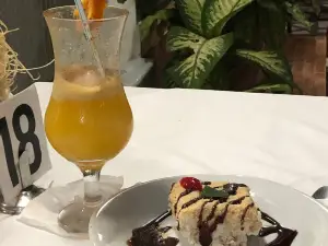 TROPICAL CLUB