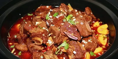 聚源牛排牛尾鍋
