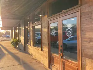 Hunters Run Bar & Grill, Monroeville AL
