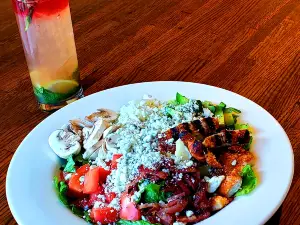 Mount Shasta Craft House