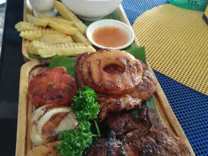 Mango's Beach Bar and Restaurant
