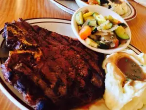 Hatch Station's Dining Car Restaurant