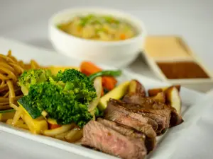 Kobé Japanese Steakhouse - Kirkman