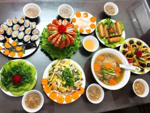 S-Hai Tien Restaurant