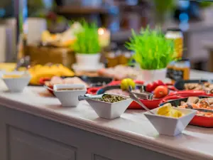 Farmhouse Deli