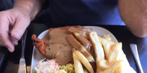 Shadow's Cafe & Bar