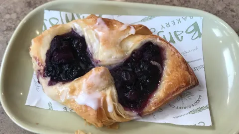 Banjo’s Bakery Café – Latrobe in 데본포트